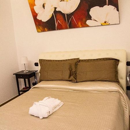 Little House Apartment Modugno Exterior photo
